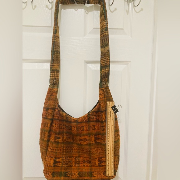 5 for $10: HANDMADE Floral Embroidered Shoulder Bag approx 12” x 14” - Picture 4 of 8